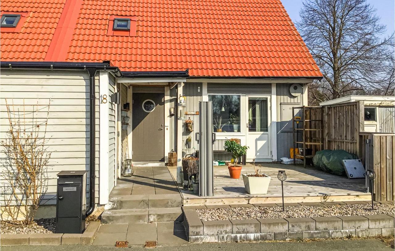 Beautiful Home In Jonkoping With Outdoor Swimming Pool, Wifi And 3 Bedrooms Exteriör bild